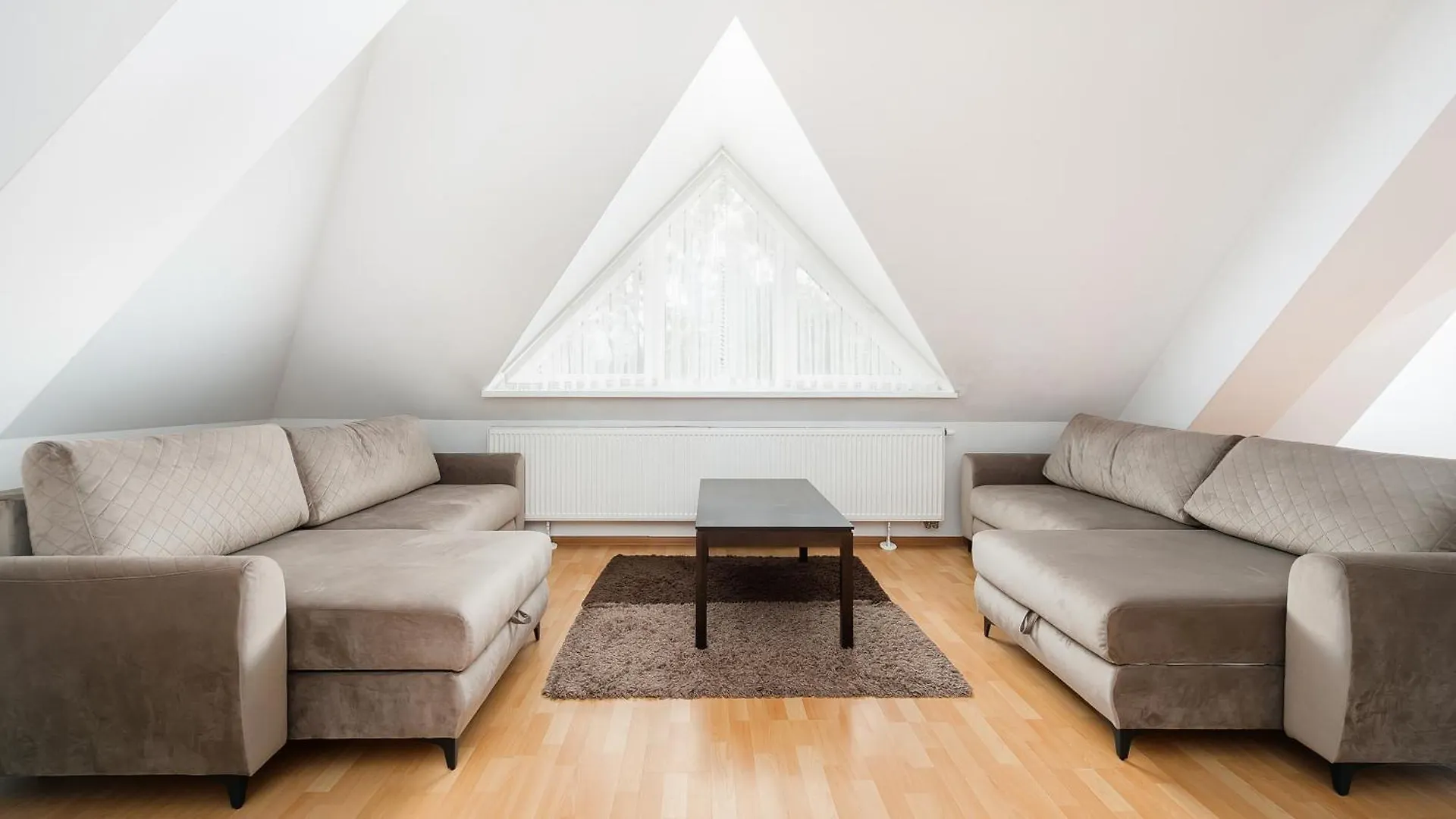 Apartamenty Sun & Snow Centrum ザコパネ アパート