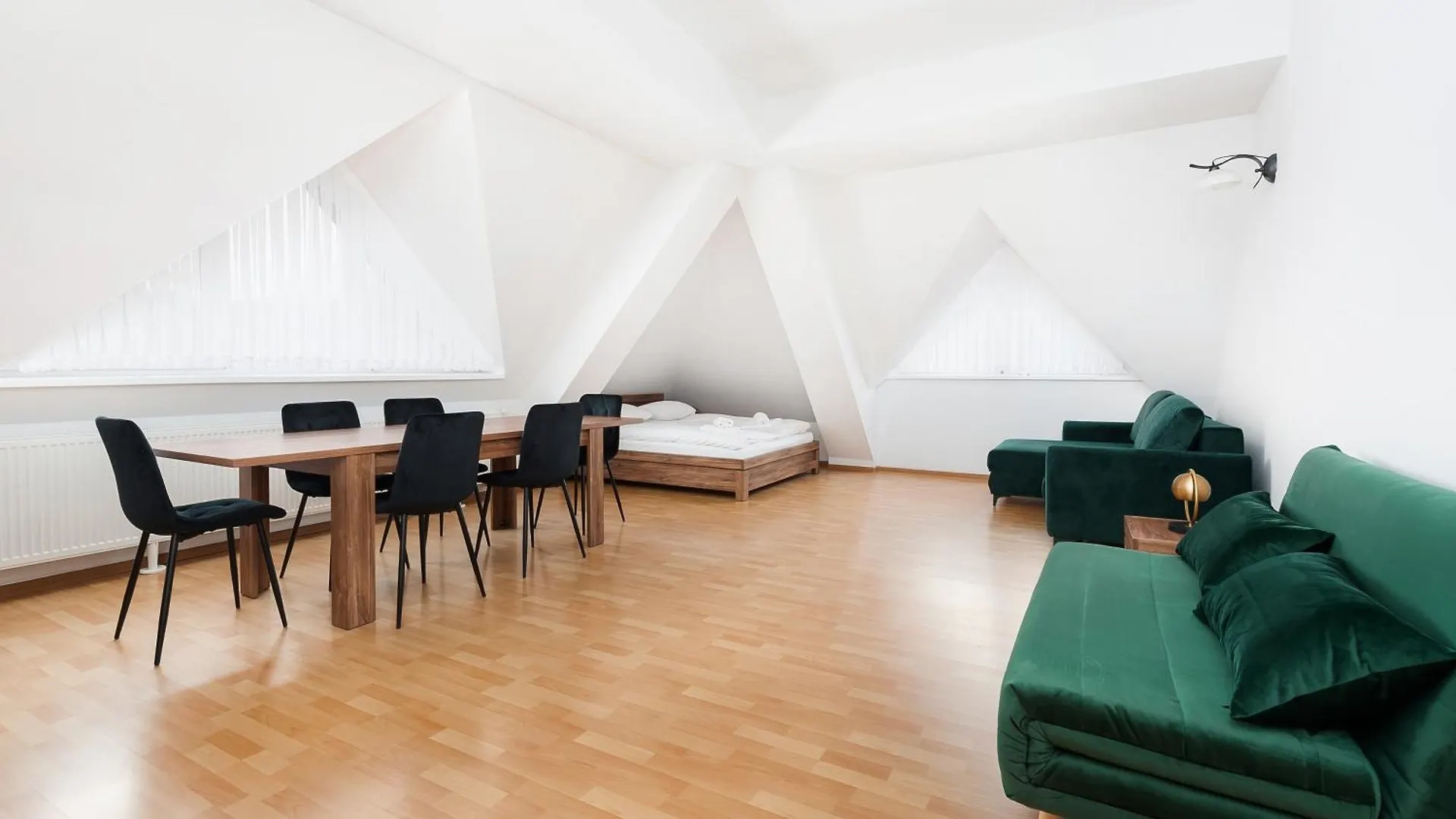アパート Apartamenty Sun & Snow Centrum ザコパネ