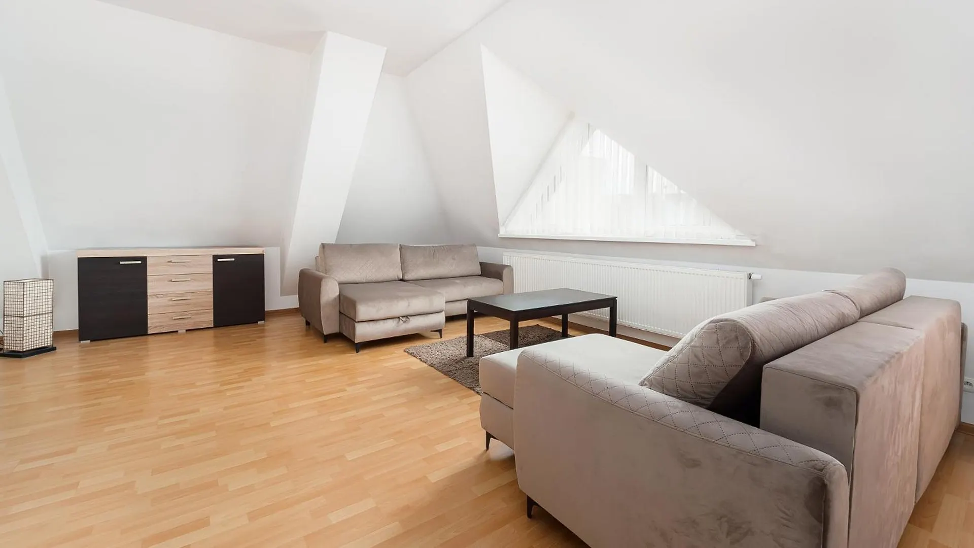Apartamenty Sun & Snow Centrum ザコパネ