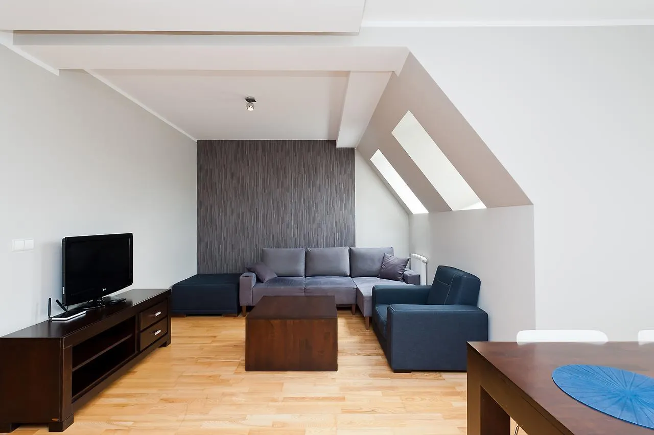 Apartamenty Sun & Snow Centrum ザコパネ